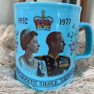 Vintage 1977 The Queens Silver Jubilee Mug Made In England